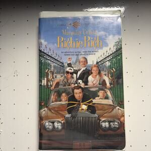 Richie Rich VHS 1995 Video Tape Macaulay Culkin 90s Movie Clamshell Nearly New!
